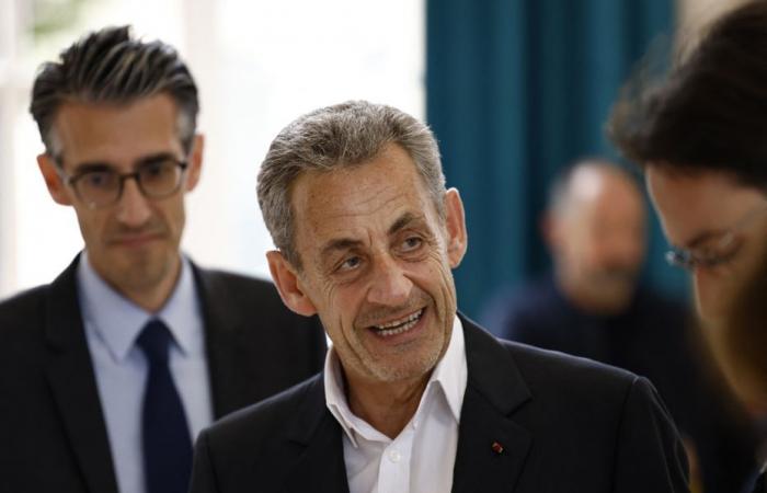 “24 heures sur 24 et 6 mois par an”, invité à Saint-Raphaël, Nicolas Sarkozy critique le travail des professeurs des écoles