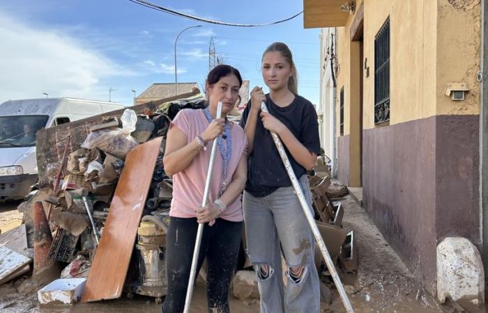 Inondations en Espagne | Les Québécois donnent un coup de main