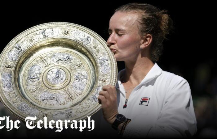 La championne de Wimbledon, Barbora Krejcikova, riposte après qu’un journaliste américain se soit moqué de son “front”