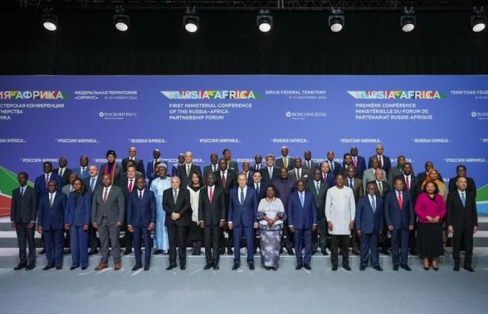 Bourita représente le Maroc à la « Conférence Russie Afrique »… et Poutine fait l’éloge du continent africain