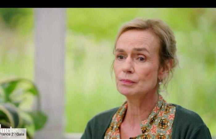 VIDÉO – Sandrine Bonnaire victime de violences conjugales, son récit glaçant : “J’ai été étranglée”