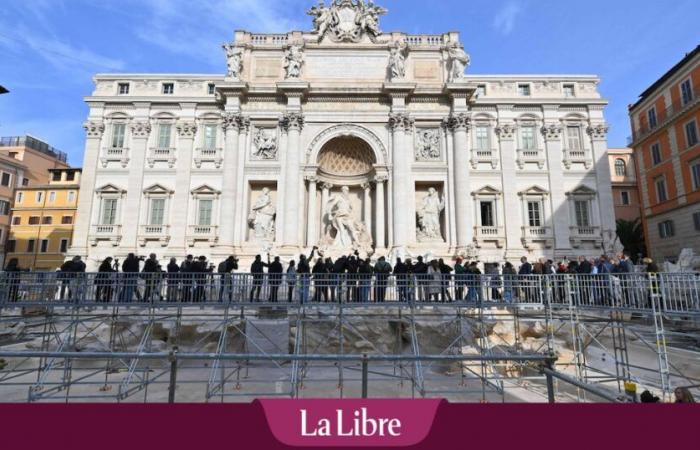 La passerelle inaugurée au-dessus de la fontaine de Trevi à Rome offre « un point de vue unique »