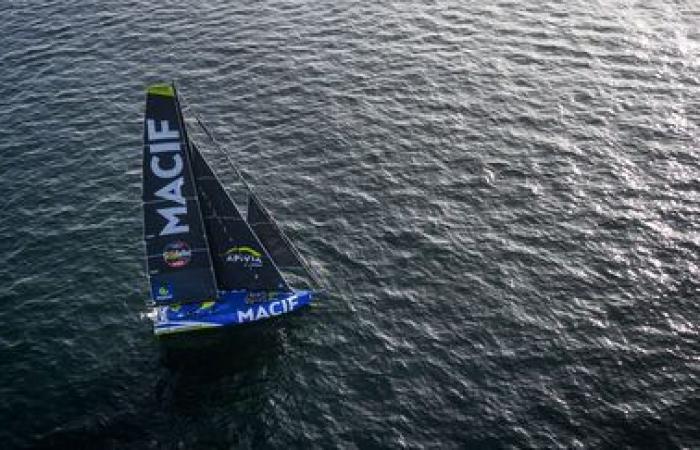 EN IMAGES. Les photos marquantes du grand départ du Vendée Globe 2024