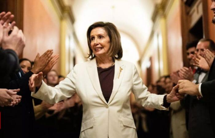 « Des armes, des gays et Dieu » : Nancy Pelosi explique comment Trump a devancé les démocrates lors des élections présidentielles américaines de 2024