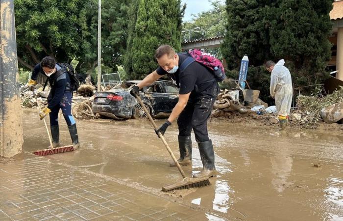 Inondations en Espagne | Les Québécois donnent un coup de main