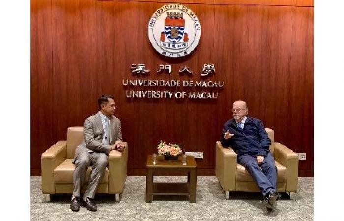 Le secrétaire général adjoint du Secrétariat permanent du Forum Macao visite l’UM