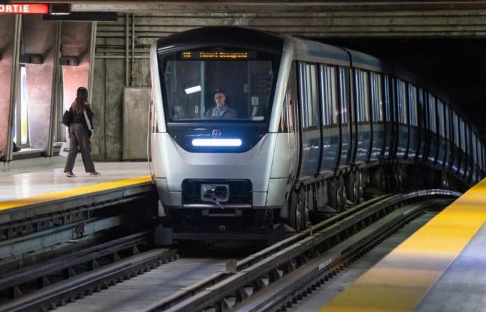 Un message texte pour signaler des problèmes de sécurité dans le métro de Montréal