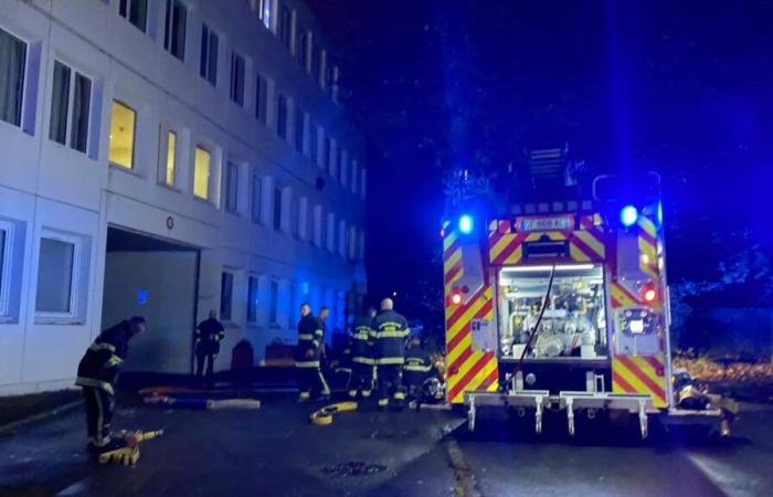 Une quinzaine de jeunes relogés après l’incendie de leur logement, rue d’Esquermes à Lille