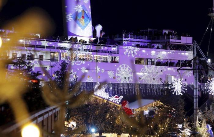 incendie dans le village de Noël, sept chalets et deux containers détruits, une vingtaine de bonbonnes de gaz touchées