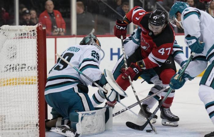 dimanche dans la LNH | Les Sharks gagnent contre les Devils, le Canadien bon dernier dans la LNH