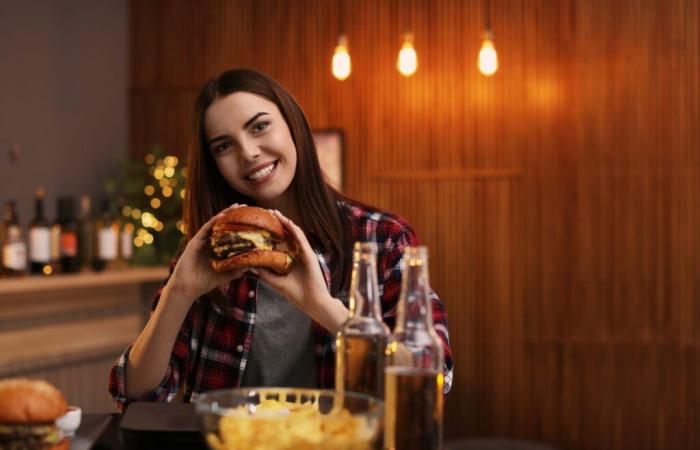 Voici le secret ultime pour les personnes qui ne prennent pas de poids en mangeant ce qu’elles veulent