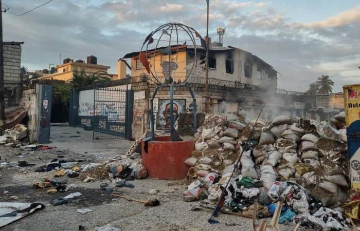 le couvent et l’hôpital des Sœurs de la Charité incendiés