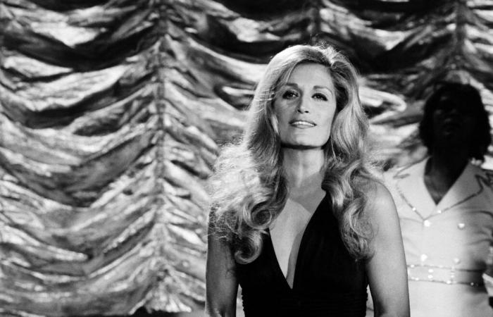 François Mitterrand amoureux de Dalida ? Les révélations d’Orlando, 40 ans après