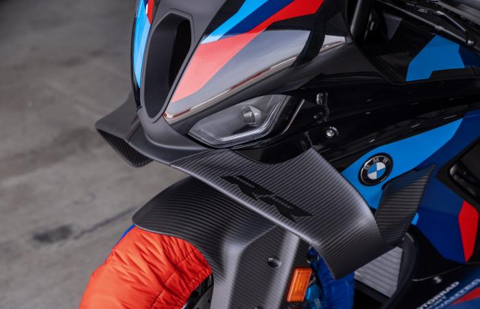 Mises à jour en 2025 (aérodynamisme, accélérateur, curseurs, puissance, etc.) pour les BMW S1000RR et M1000RR