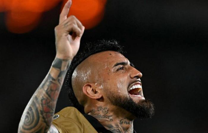 après un an d’absence, le Chilien Arturo Vidal fait son retour surprise en sélection à 37 ans