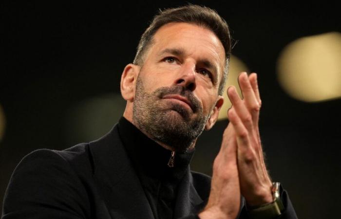 Ruud van Nistelrooy: l’entraîneur-chef par intérim de Manchester United quitte le club alors que Ruben Amorim prend les commandes