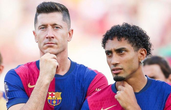 Raphinha du FC Barcelone rôtit les officiels au milieu du scandale des buts de Lewandowski