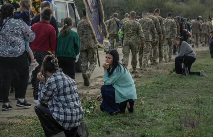 700 Ukrainiens vivant en Europe se sont inscrits pour rejoindre l’armée, a annoncé Kiev