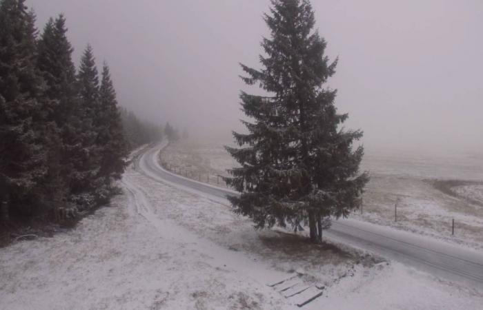 La première neige de la saison est tombée sur les hauteurs de la Haute-Loire