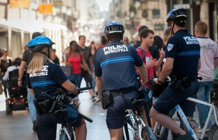 Bordeaux s’inspire des « Bobbies anglais » et arme une brigade de sa police municipale