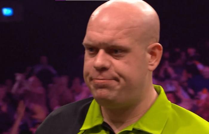 Michael van Gerwen subit une première non désirée depuis 14 ans au Grand Slam of Darts