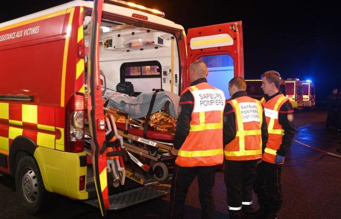 Une voiture percute un arbre, deux personnes désincarcérées et hospitalisées en urgence absolue