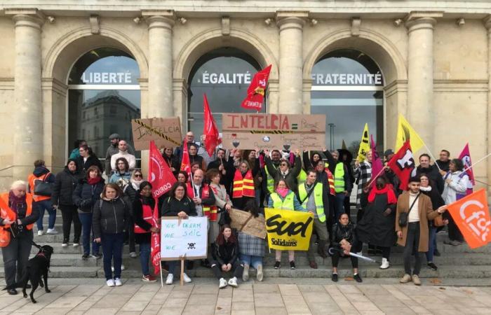 Laval. Dégradation des conditions de travail, pas d’augmentation des salaires… Les salariés d’Intelcia débrayent