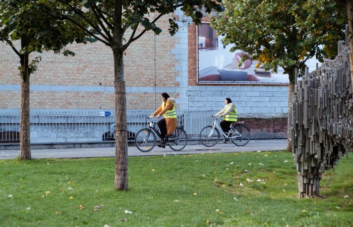 Grâce aux cours de vélo, ces femmes se réapproprient la ville