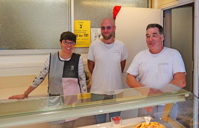 Dans ce village du Lot, la boulangerie est reprise par un jeune boulanger lillois passionné.