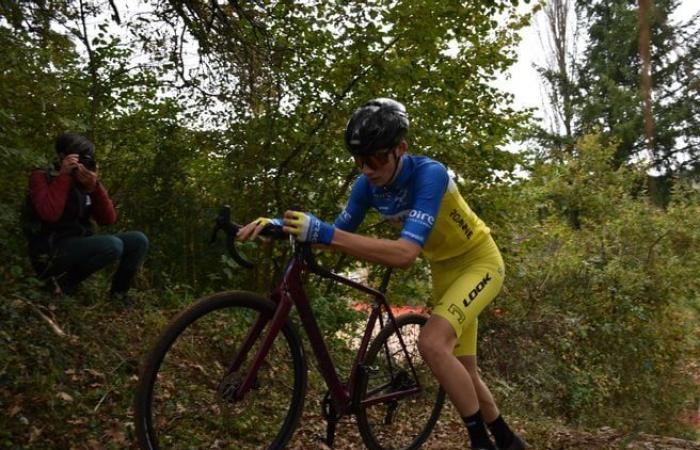 Le cyclo-cross de Belmont-de-la-Loire attire toujours autant de monde