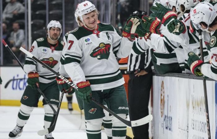 Laveuse gratuite | Wild : Bill Guerin tente de gagner sans reconstruire