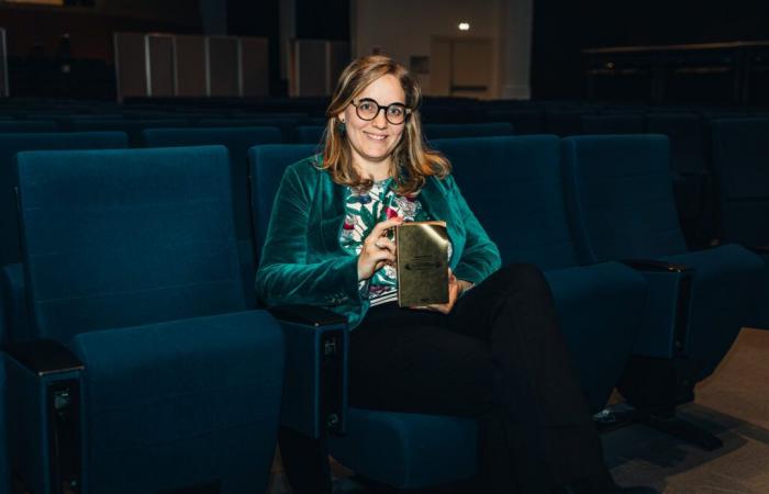 Léonie Bloom, lauréate du prix Plumes francophone 2024