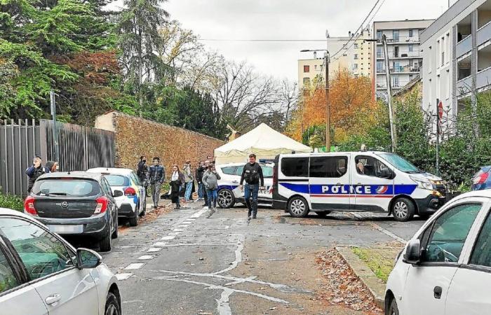 Un homme poignardé à mort dans la rue à Rennes : le suspect est en fuite