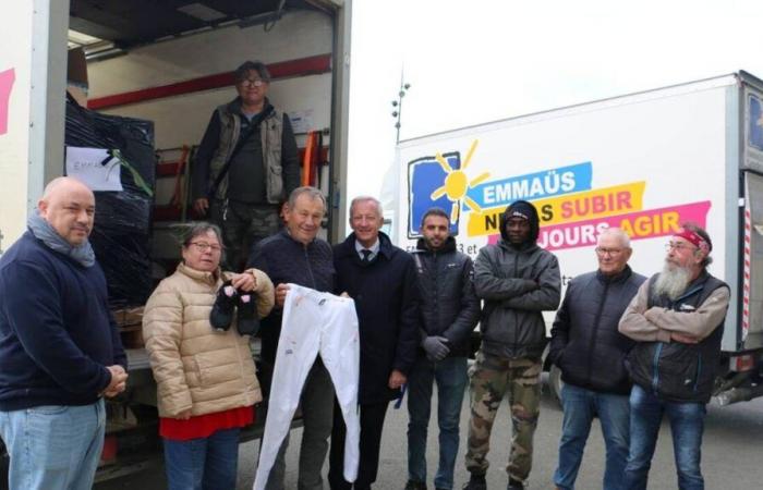 En Mayenne, 3 000 invendus de la braderie JO seront vendus à Emmaüs