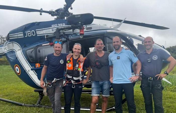 Appelés au secours d’un parapente, les gendarmes viennent en aide… à une figure du rugby français