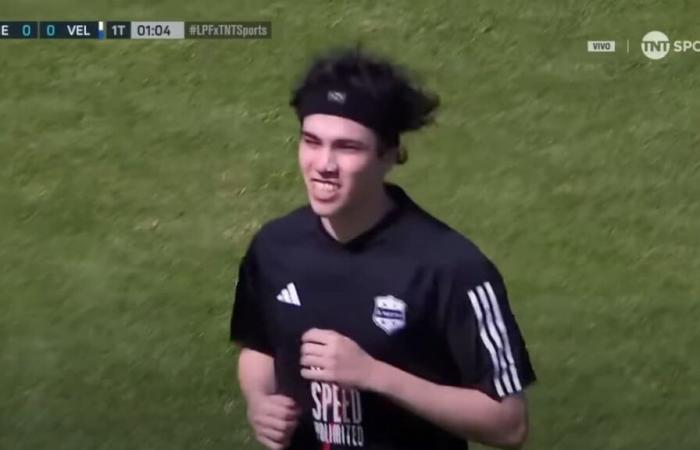 un streamer qui a débuté un match de D1 Argentine… et a été remplacé au bout d’une minute