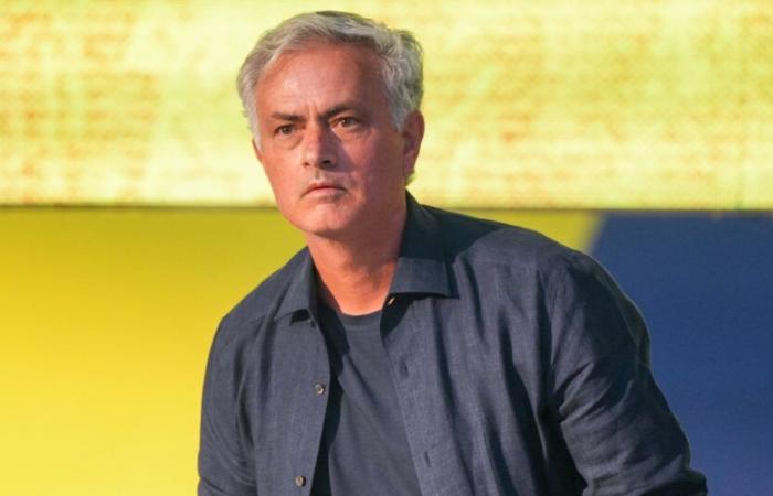 Mourinho invité à quitter la Turquie