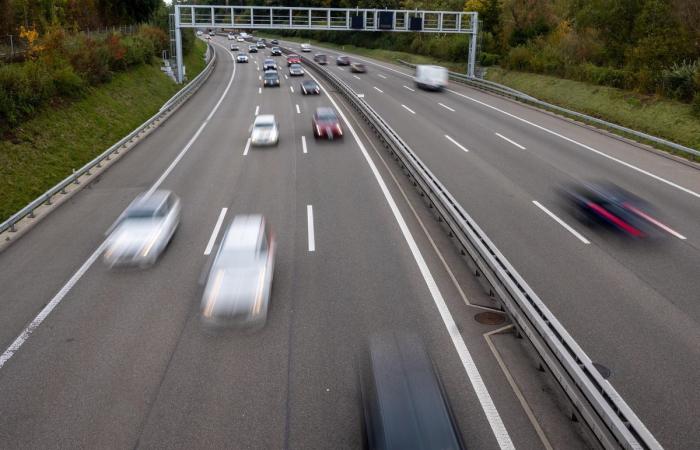 Le projet d’autoroute perd un soutien massif