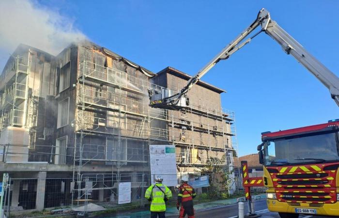 un incendie détruit le logement des futurs gendarmes à Biganos