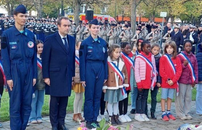 Sébastien Lecornu, ministre des Armées, en visite dans cette commune de l’Eure