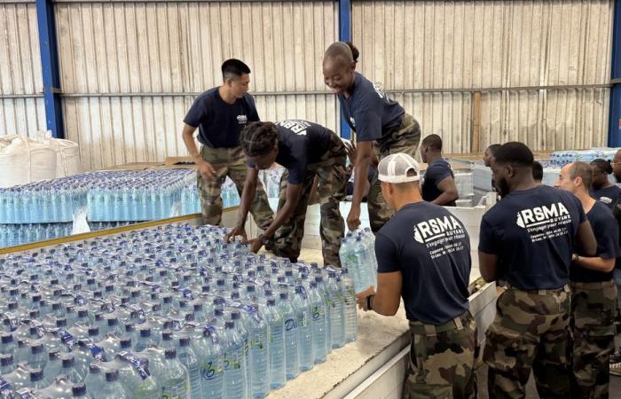 le RSMA et la ville de Saint-Laurent assurent la distribution d’eau potable dans les écoles