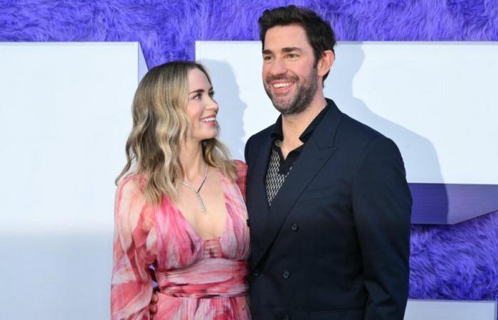 John Krasinski élu homme le plus sexy du monde en 2024 selon « People », Emily Blunt se réjouit