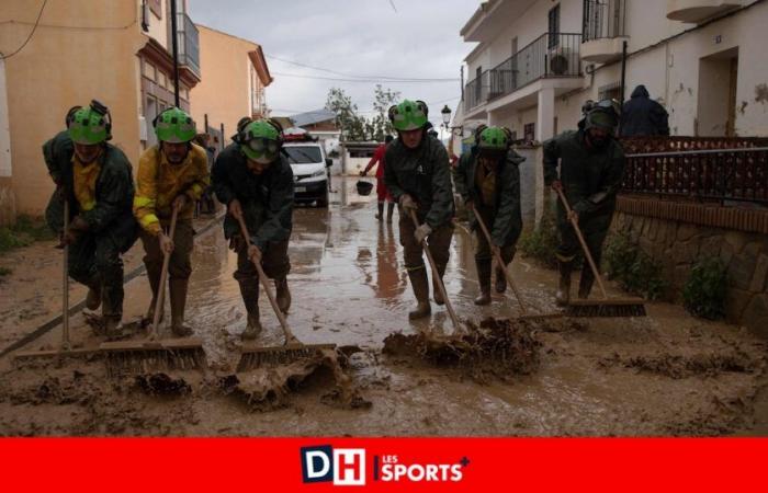 3 mille habitants évacués, vols annulés, “n’importe quelle route peut être un piège” (VIDEO)