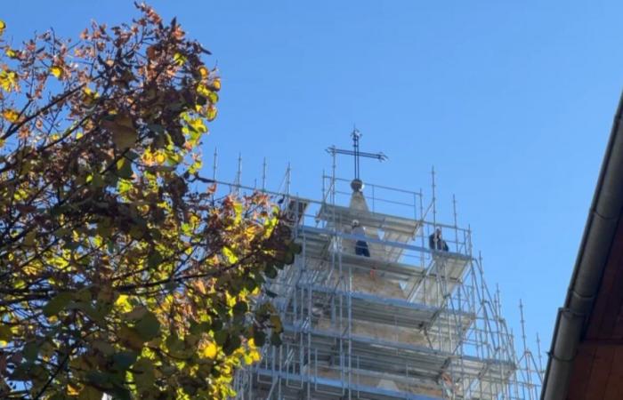 les travaux avancent à l’église Saint Victor, la flèche à nouveau visible