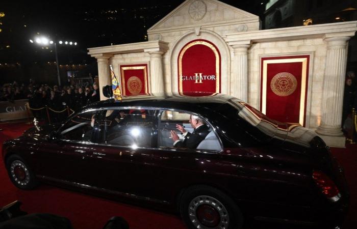 Paul Mescal, Connie Nielsen et Denzel Washington ont foulé le tapis rouge lors de la première royale de Londres de “Gladiator II” — photos