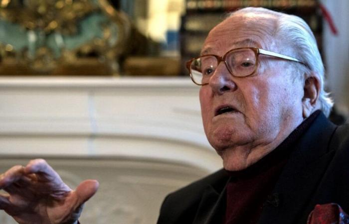 Le fondateur du Front national, Jean-Marie Le Pen, hospitalisé « par précaution »