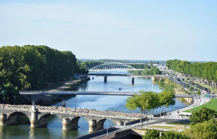 Les départements rassemblés à Angers et « unis » contre les coupes budgétaires