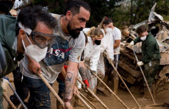 la mauvaise gestion de la crise ébranle l’Espagne, quelle leçon en tirer ?