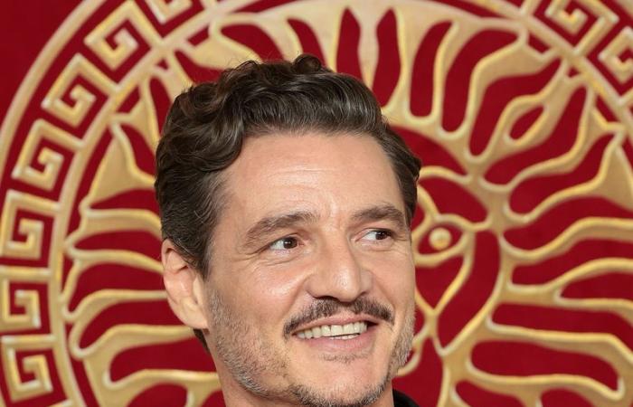 Pedro Pascal et sa sœur Lux portent des looks coordonnés sur le tapis rouge “Gladiator II”