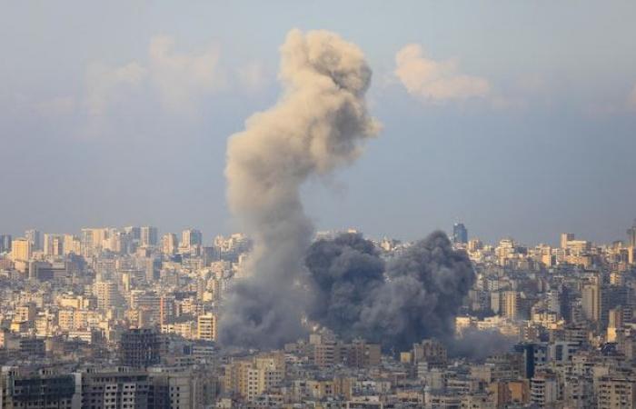 Le Hezbollah frappe des bases militaires, Israël bombarde Beyrouth